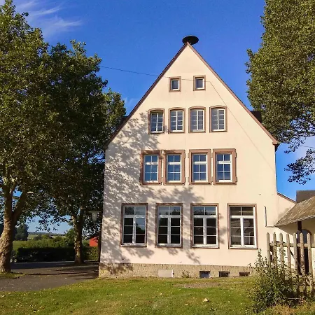 公寓 Alte Schule Gaestehaus - Fraeulein 比特堡