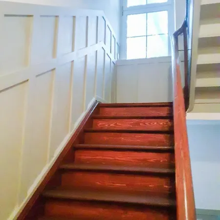 Appartement Alte Schule Gaestehaus - Fraeulein Bitburg