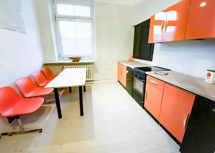 Alte Schule Gaestehaus - Fraeulein Appartement Bitburg