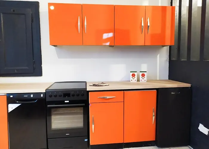 Alte Schule Gaestehaus - Fraeulein * Bitburg