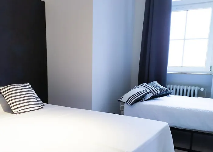 Appartement Alte Schule Gaestehaus - Fraeulein *